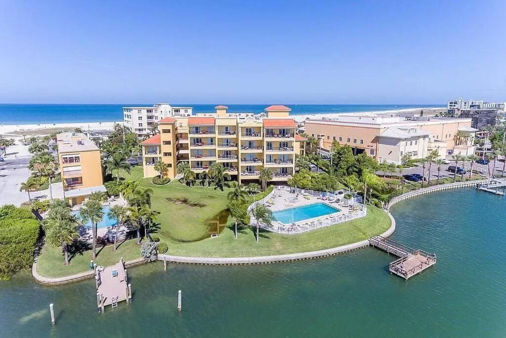 Treasure Island Beach Retreat St. Pete Beach Exteriör bild