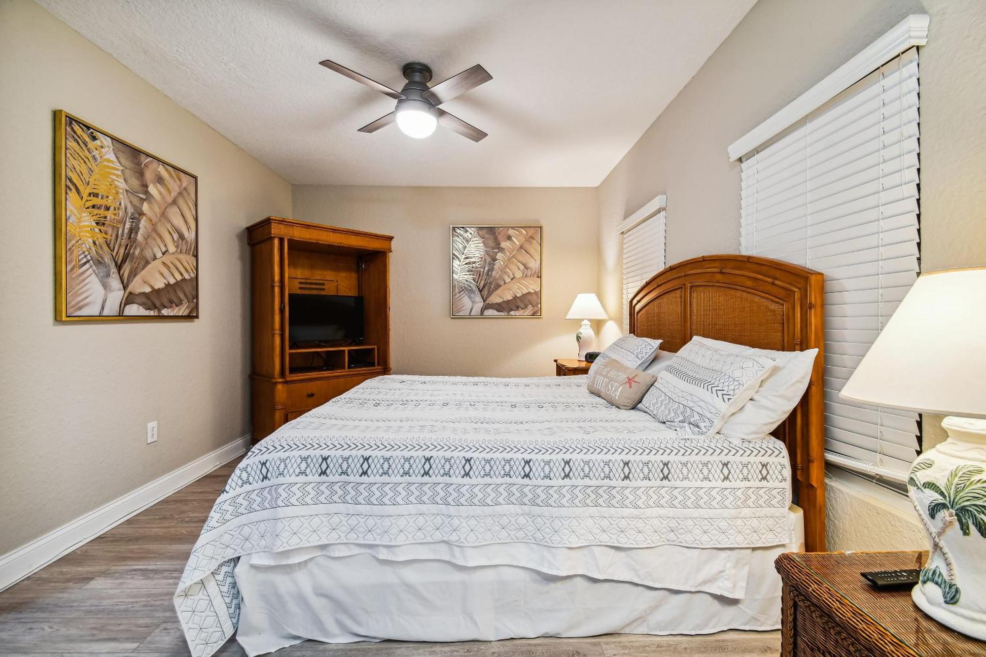 Treasure Island Beach Retreat St. Pete Beach Exteriör bild